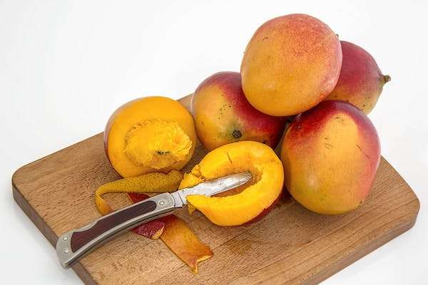 nutrition facts of mangoes