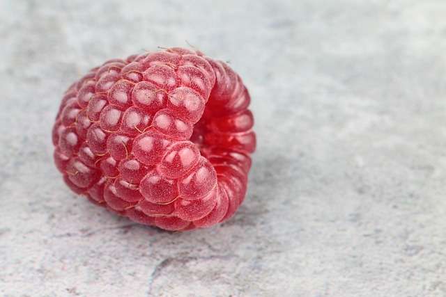 nutrition facts of raspberries